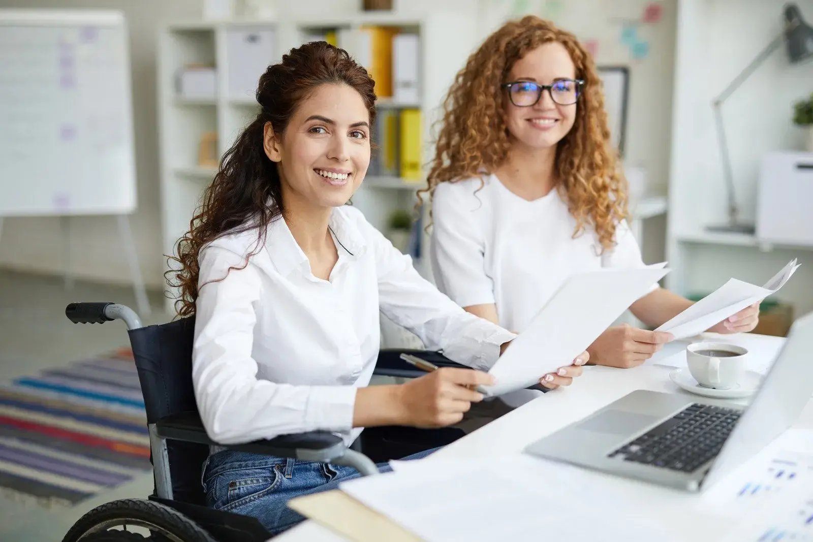 Accountants-with-Papers